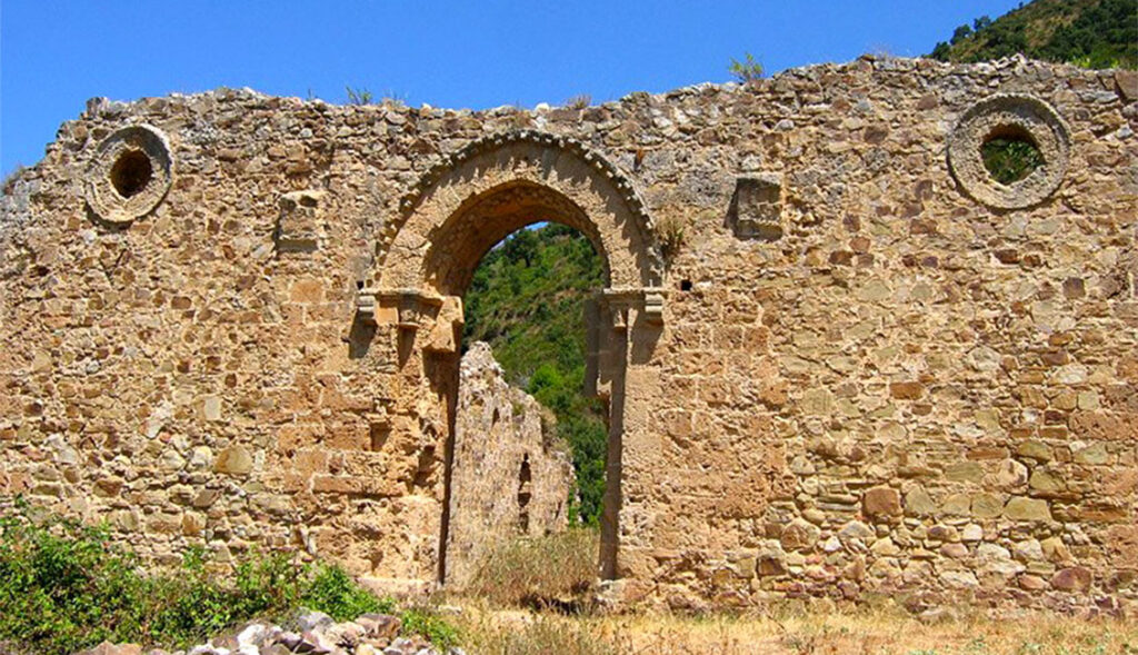 Alla scoperta dell'Abbazia di San Giorgio, pietra miliare dell'itinerario normanno in Sicilia